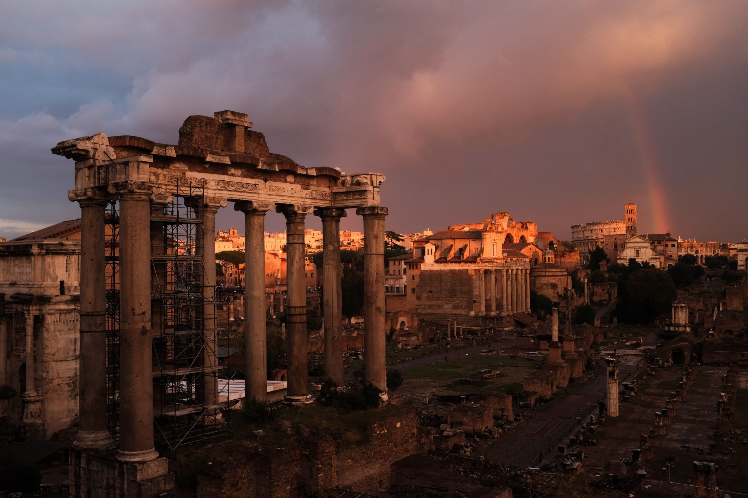 TOPSHOT-ITALY-ROME-ARCHEOLOGY-WEATHER